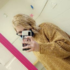 Meet your Posher, Brooke